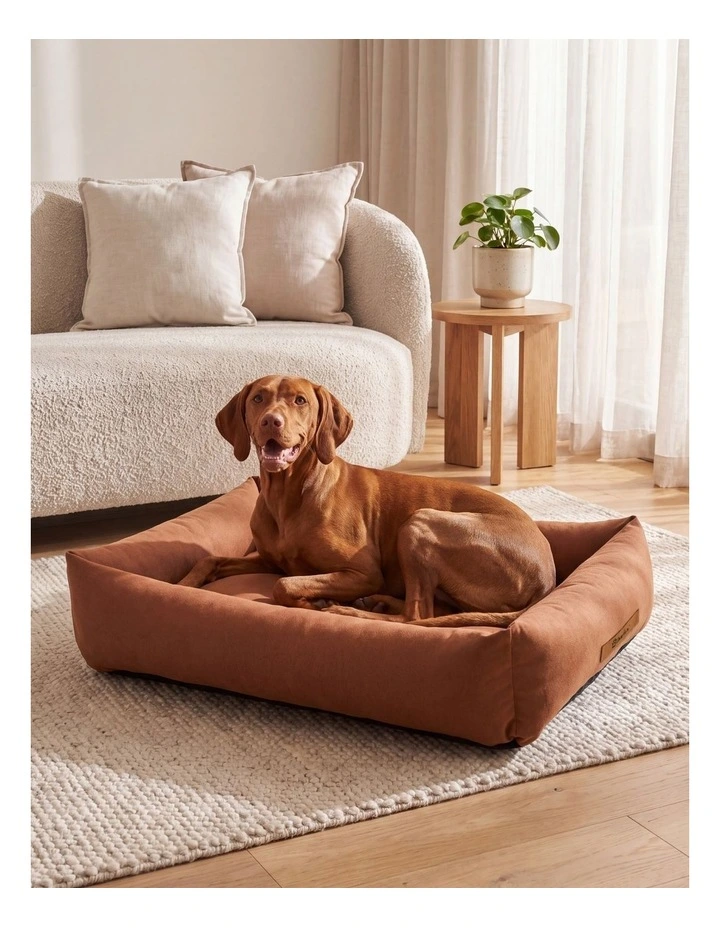 Brooksy Woven Dog Bed in Rust image 2