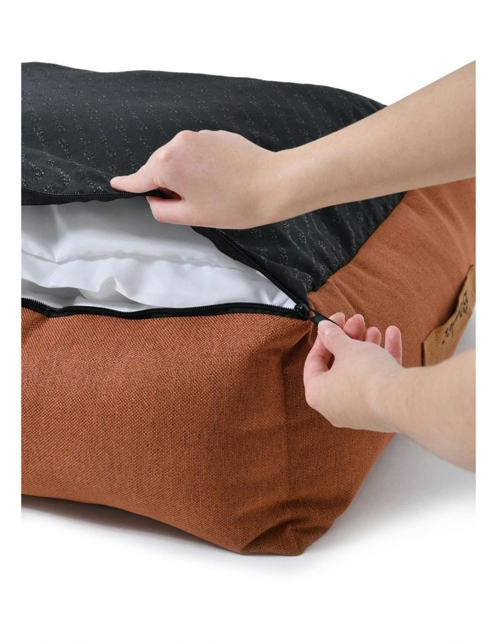 Brooksy Woven Dog Bed in Rust image 4