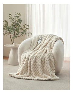 Emmett Textured Faux Fur Heated Throw 130x160cm in Cream