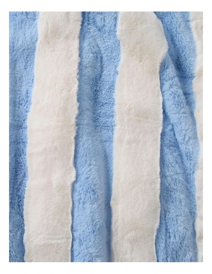 Denver Carved Stripe Faux Fur Heated Throw in Sky image 4