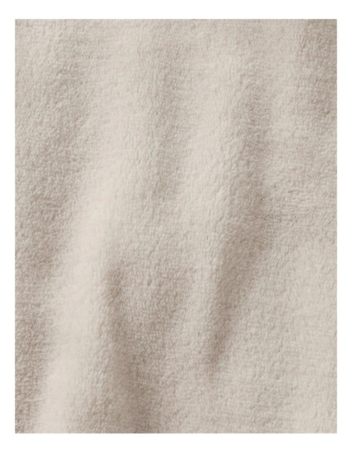 Haven Velvet Heated Throw in Stone image 6