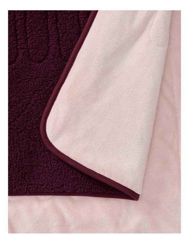 Eve Reversible Sherpa And Coral Fleece Heated Throw in Cherry/Blush image 3