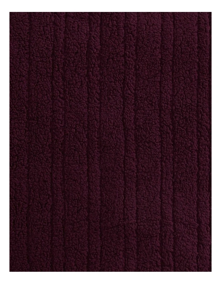 Eve Reversible Sherpa And Coral Fleece Heated Throw in Cherry/Blush image 6