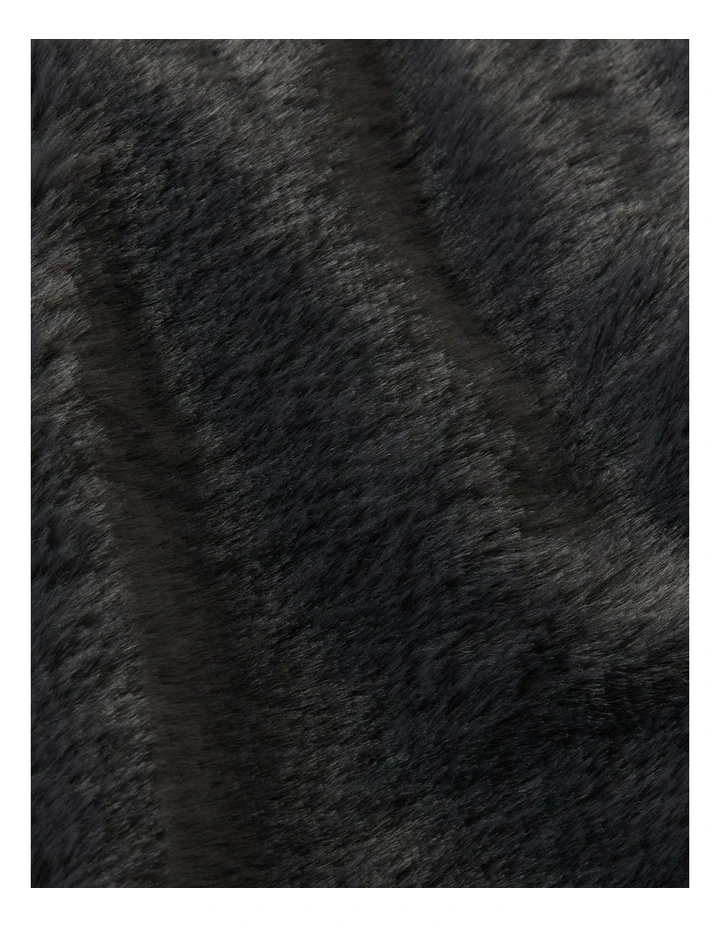 Emmett Textured Faux Fur Throw in Charcoal image 5