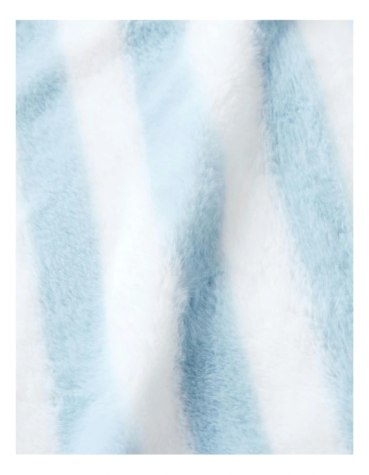 Wynter Reversible Faux Fur Throw in Blue image 5