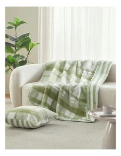 Wynter Reversible Faux Fur Throw in Olive