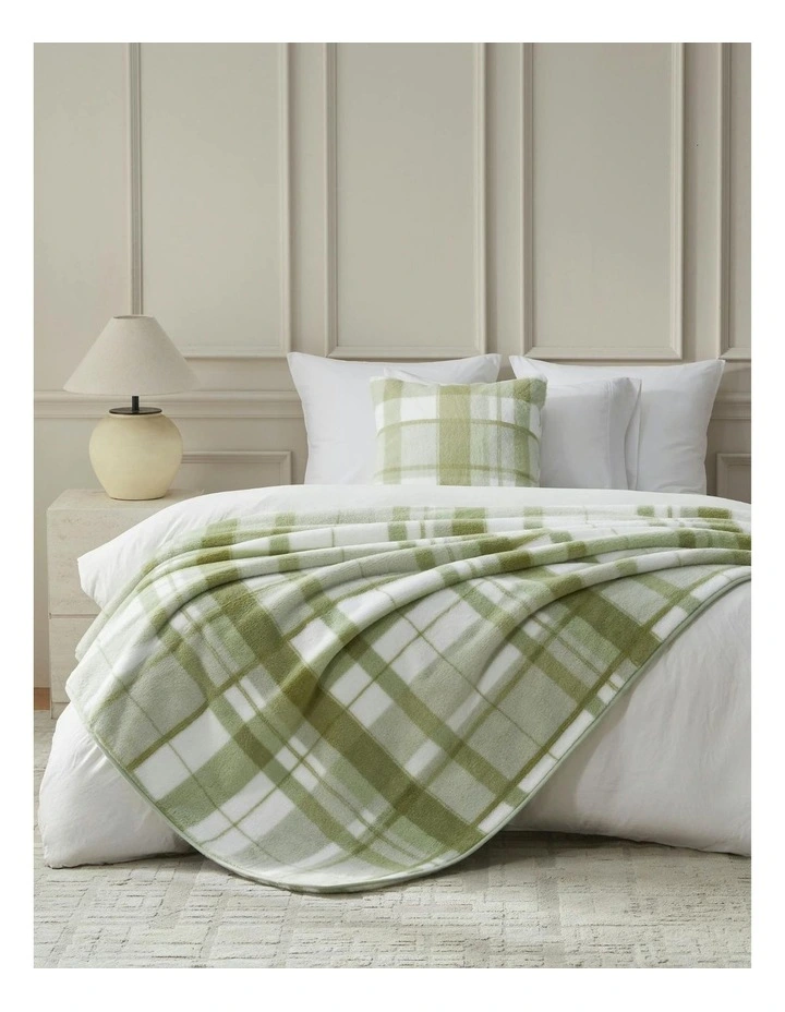 Wynter Reversible Faux Fur Throw in Olive image 2