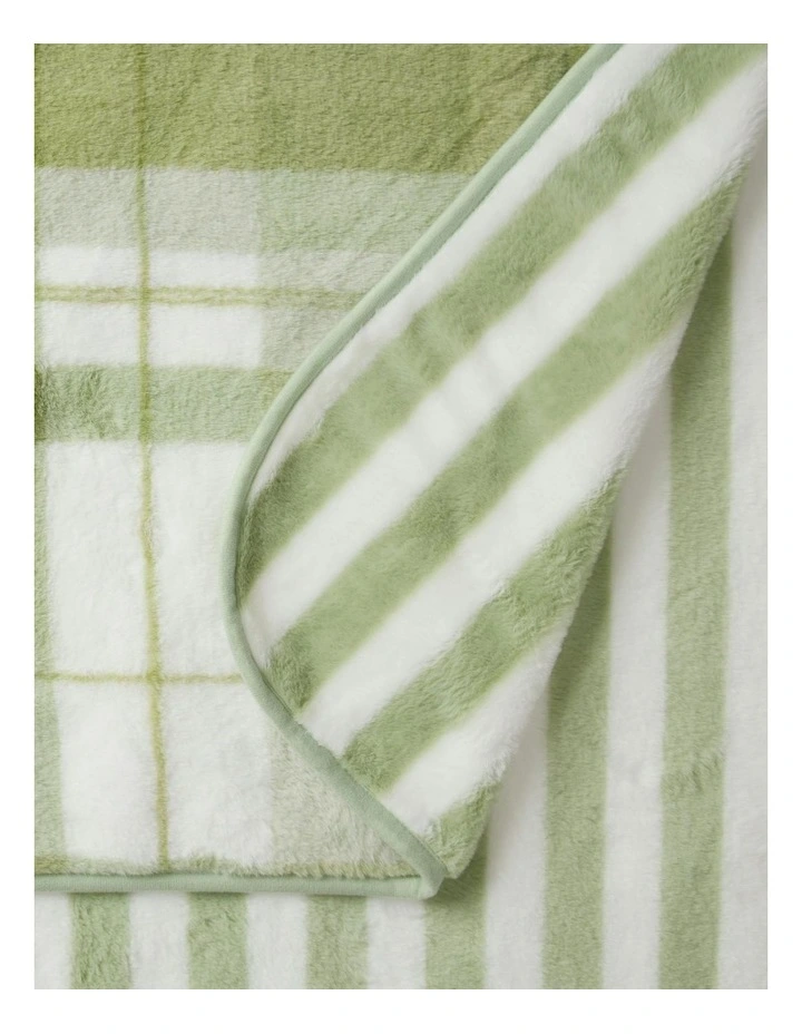 Wynter Reversible Faux Fur Throw in Olive image 3