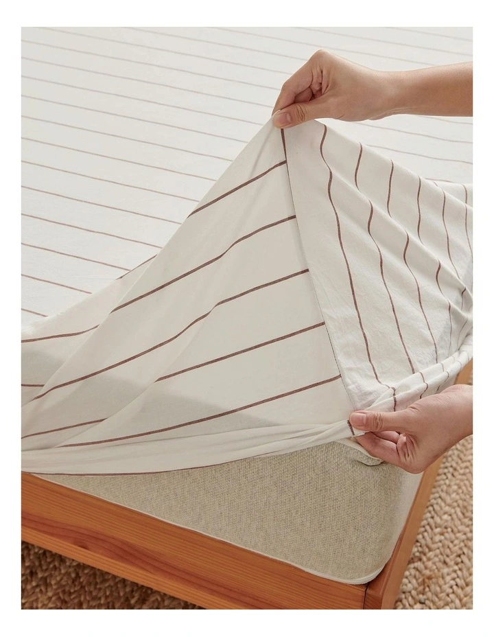 Rumi Washed Cotton Fitted Sheet Set in White image 3
