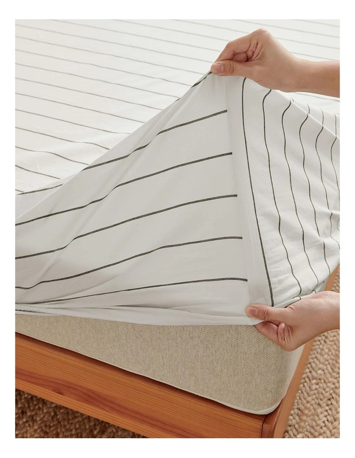 Rumi Washed Cotton Fitted Sheet Set in White image 3