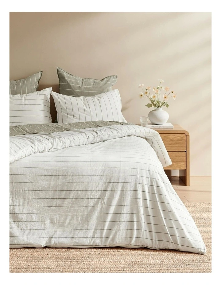 Rumi Washed Cotton Reversible Quilt Cover Set in White image 1