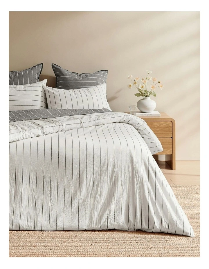 Rumi Washed Cotton Reversible Quilt Cover Set in White image 1