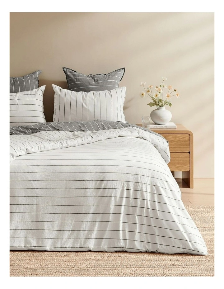 Rumi Washed Cotton Reversible Quilt Cover Set in White image 2