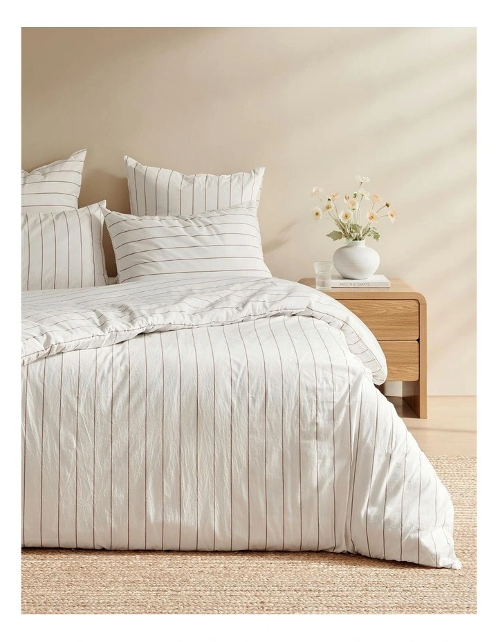 Rumi Washed Cotton Reversible Quilt Cover Set in White image 1