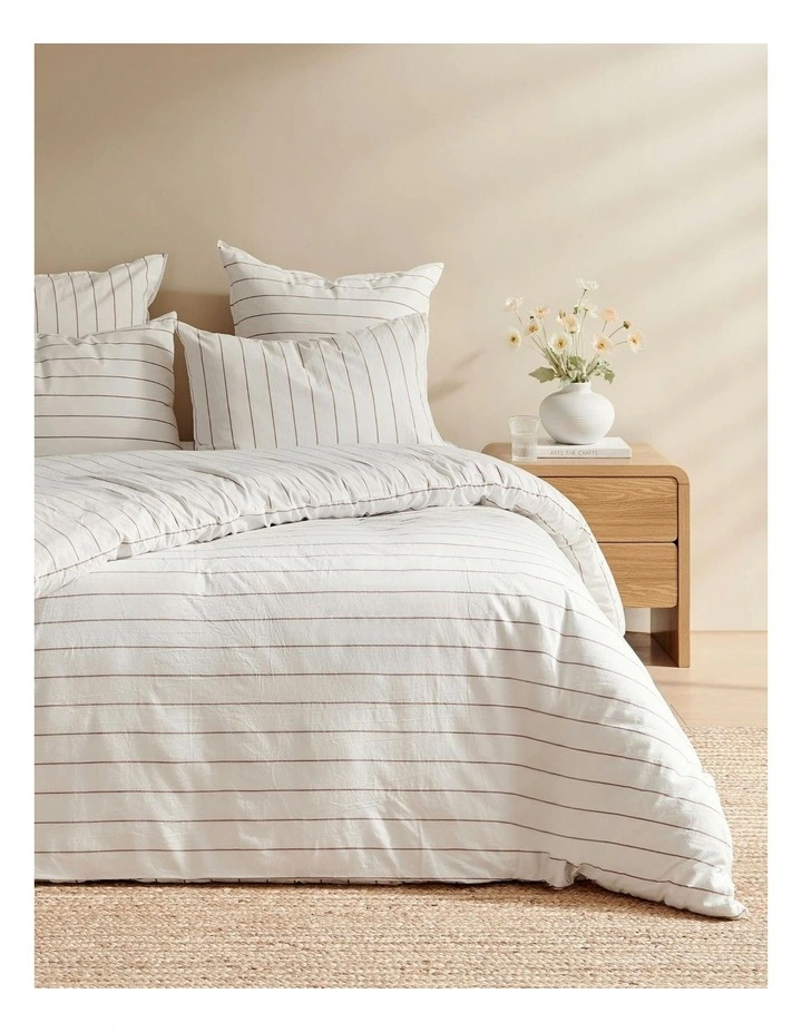 Rumi Washed Cotton Reversible Quilt Cover Set in White image 2