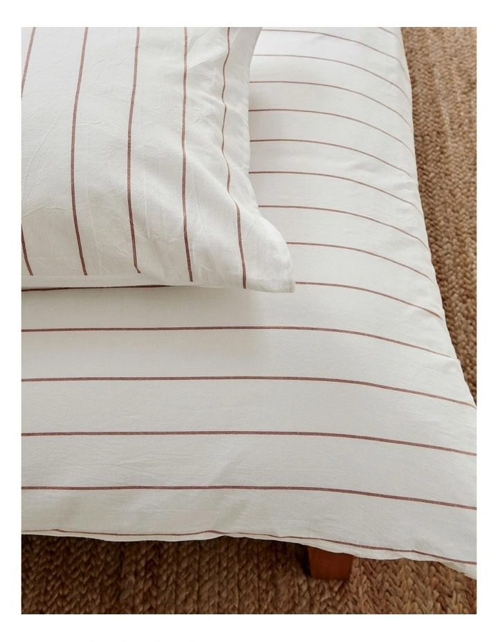 Rumi Washed Cotton Reversible Quilt Cover Set in White image 4