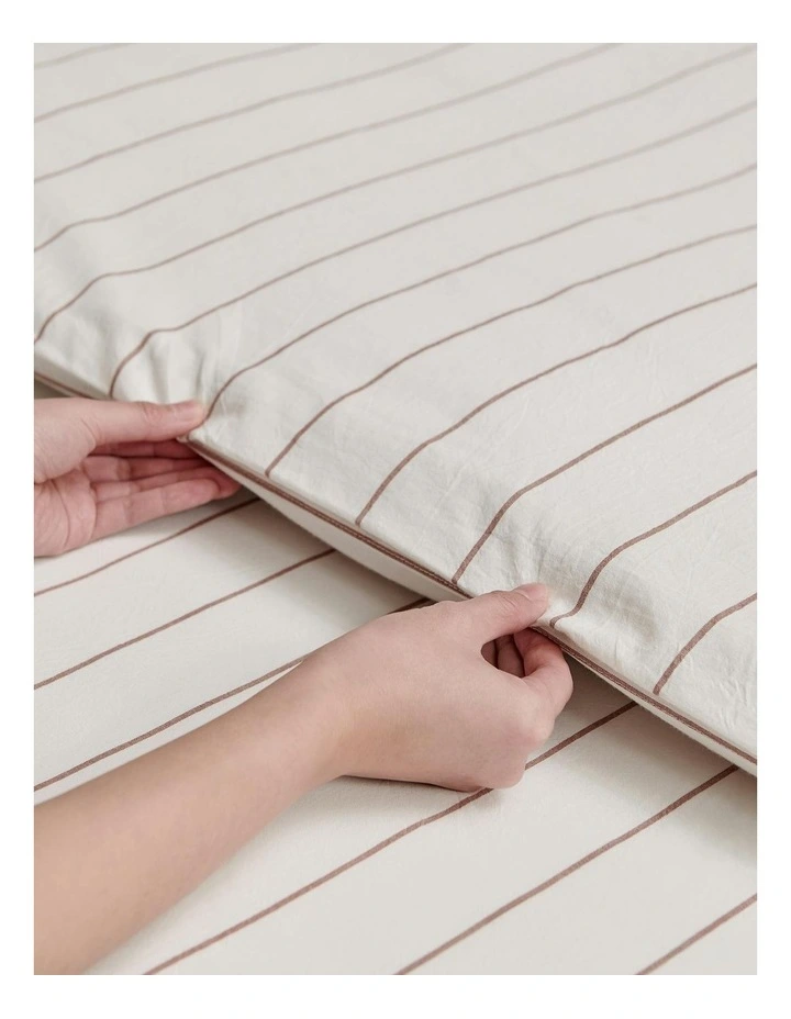 Rumi Washed Cotton Reversible Quilt Cover Set in White image 5