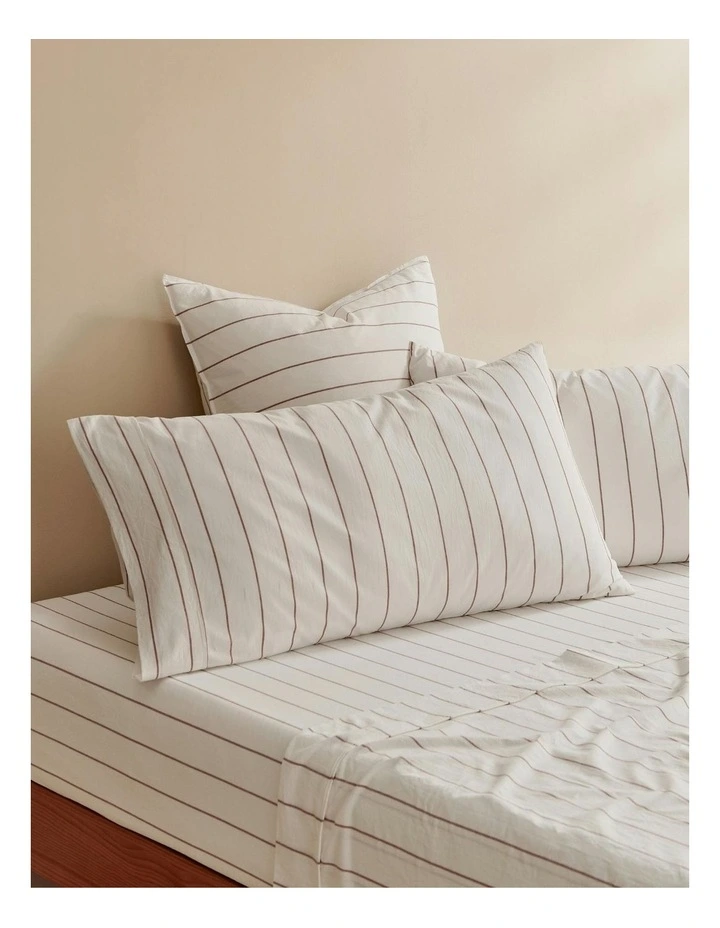 Rumi Washed Cotton King Pillowcase Twin Pack in White image 4