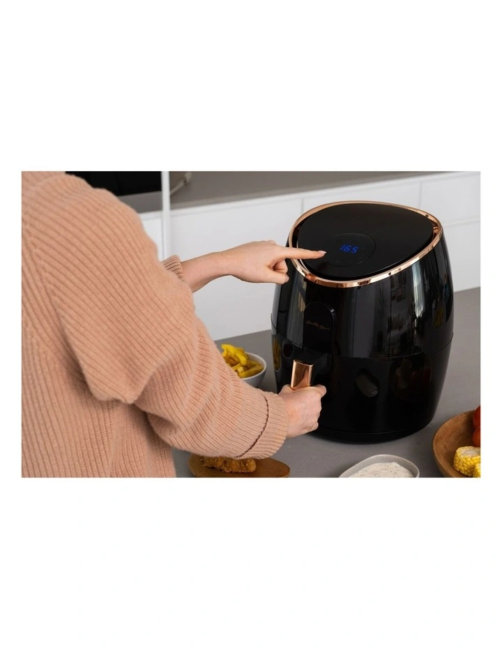 Digital Air Fryer 7.1L in Black image 5