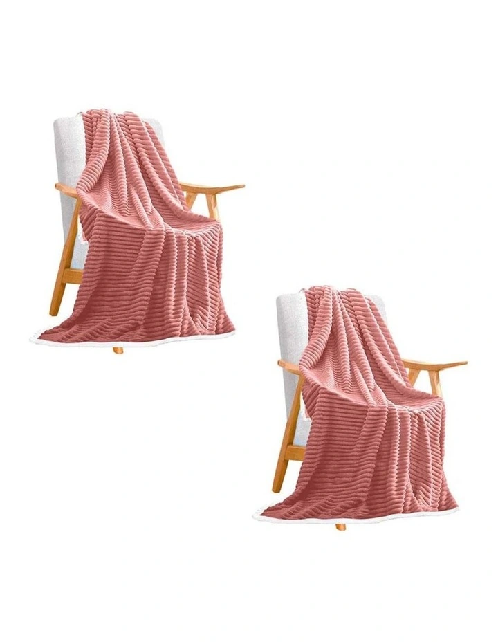 Thick Throw Blanket X2 in Pink image 2