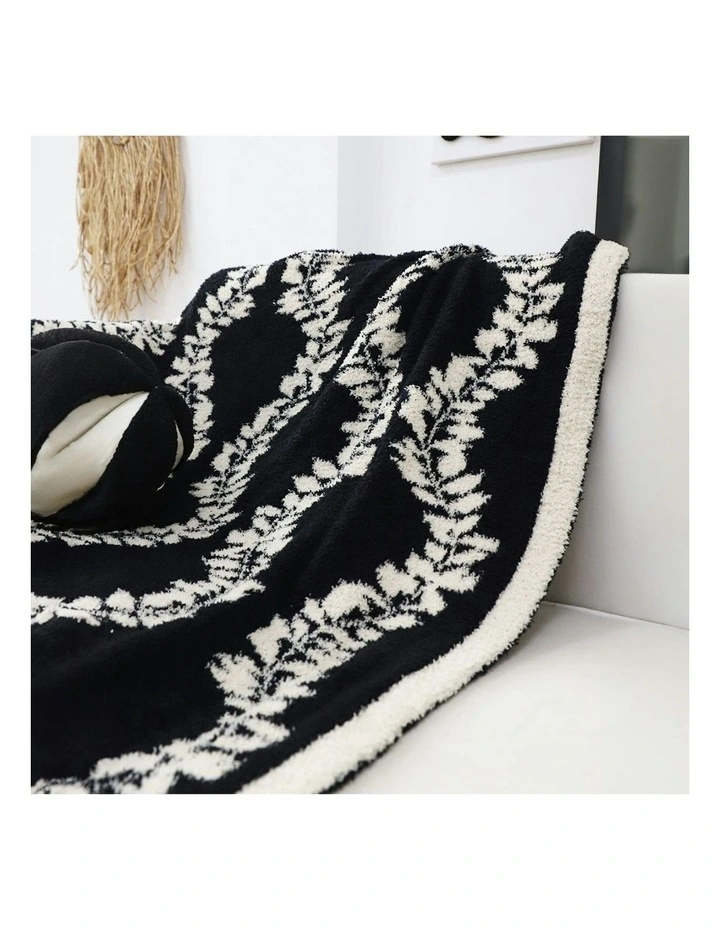 Retro Vine Pattern Casual Stylish Cozy Throw Blanket 2X 130x170cm in Black/White image 3
