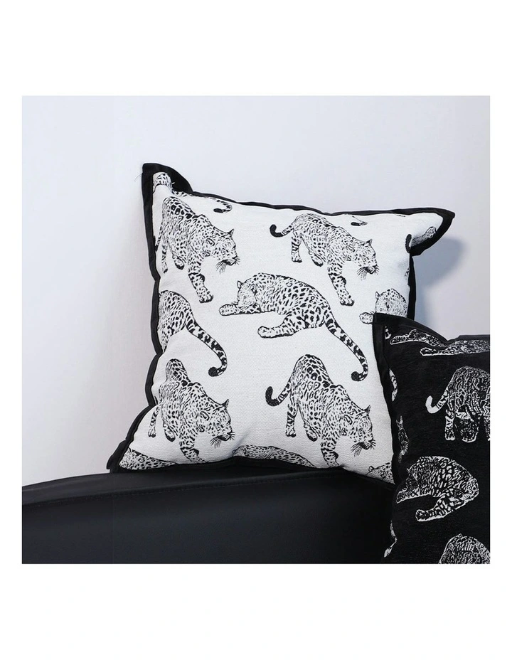 Light Luxury Throw Pillow 45cm 2x in White image 3
