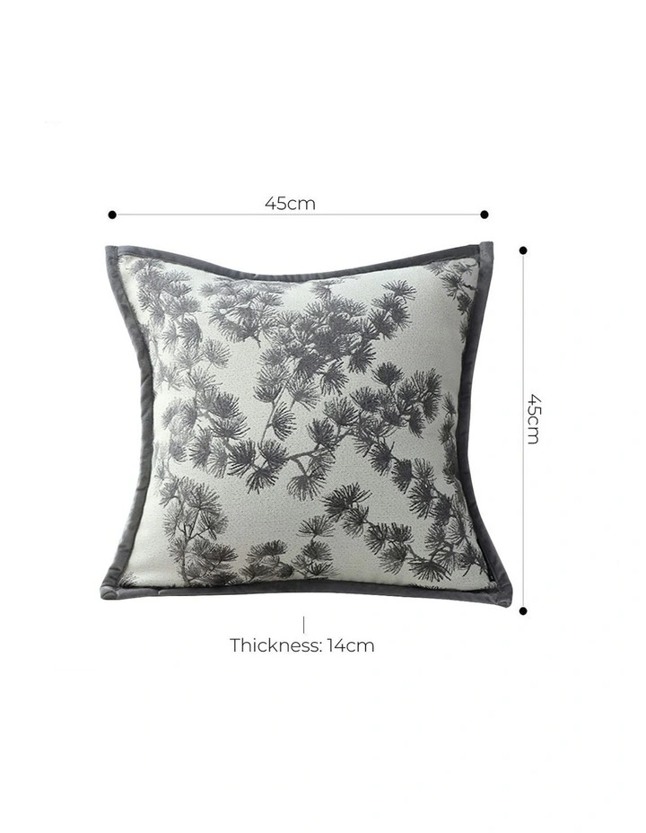 Throw Wide-Border Pillow 45cm in Black/White image 5