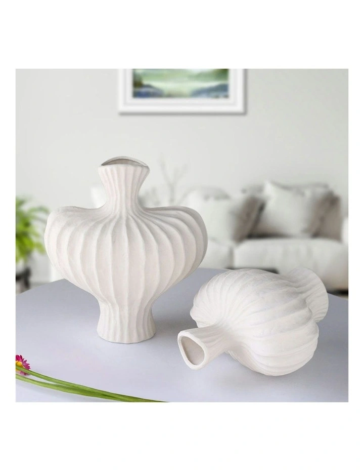 Ornament Large Vases 2x 25x24cm in White image 7