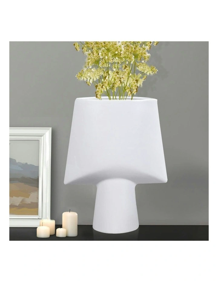 Small Ornament Geometric Decor Ceramic Vase 2X 21x25.5cm in White image 4