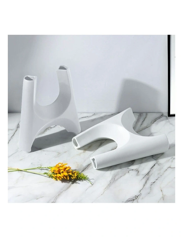 Ornament Modern Minimalist Bottle Plant Pots 31x32cm 2x in White image 3