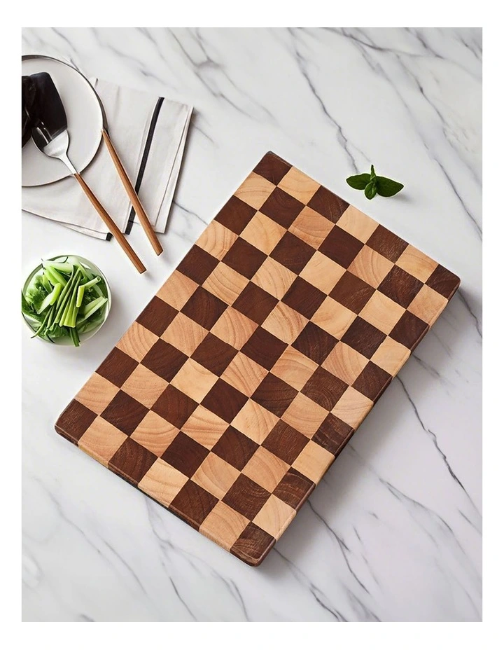 Walnut And Rubberwood Cutting Board 40x30x3cm in Brown image 3