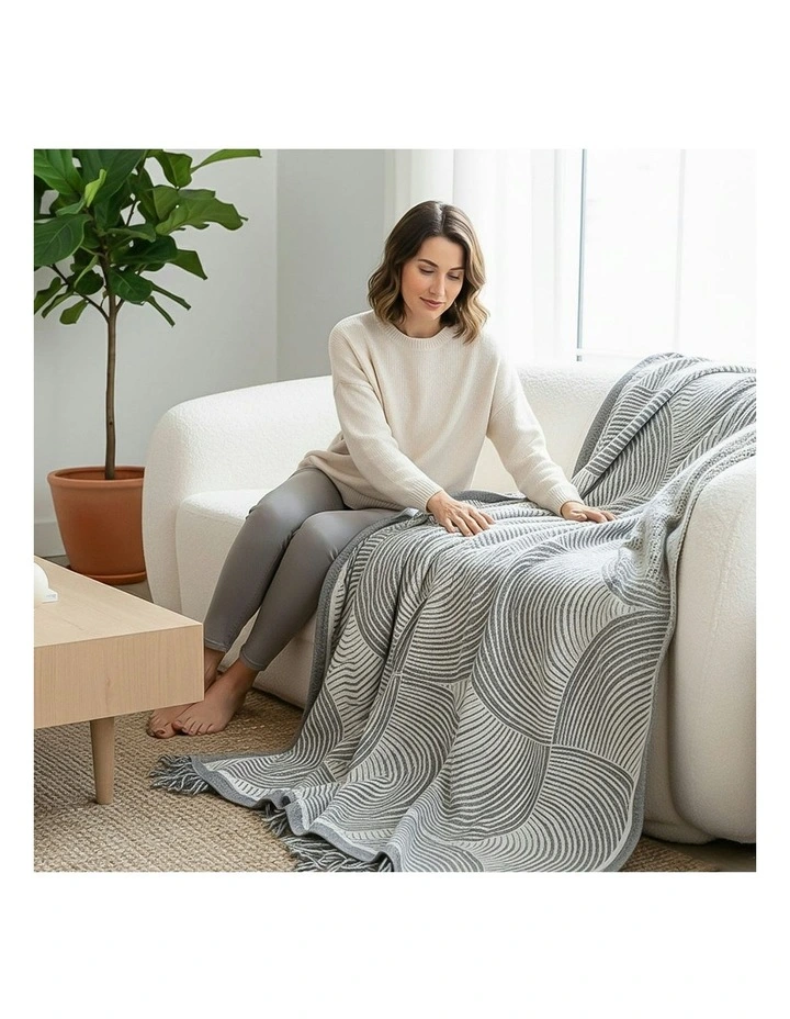 Geometric Swirl Polyester Throw Blanket 130x180cm in Charcoal Gray image 2
