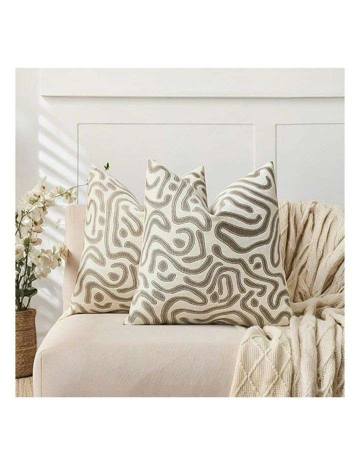 Abstract Swirl Pattern Decorative Throw Pillow 50cm in Gray/White image 3