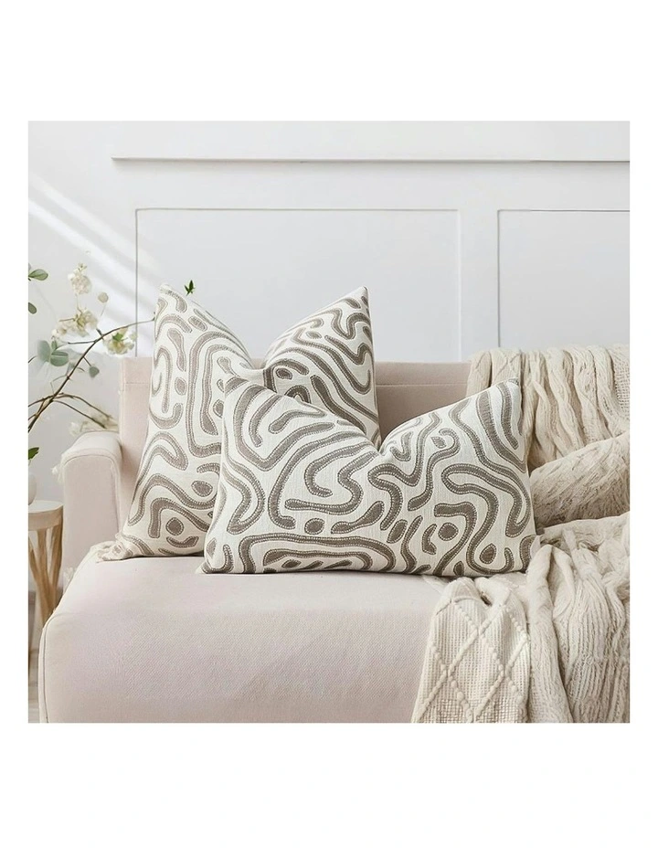 Abstract Swirl Pattern Decorative Throw Pillow 30cm in Gray/White image 4