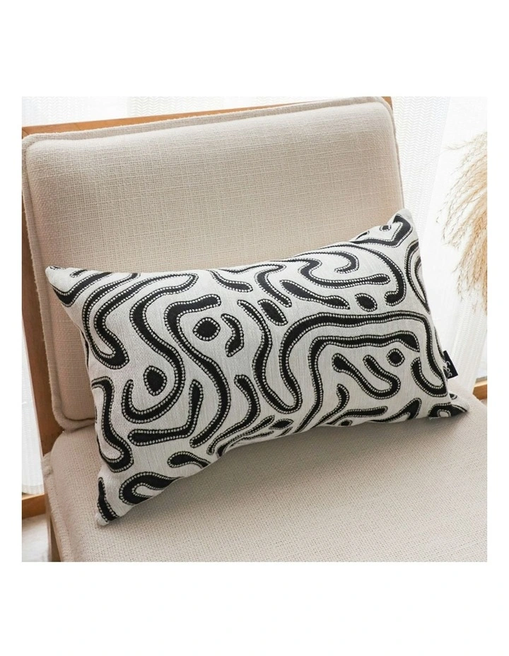 Abstract Swirl Pattern Decorative Throw Pillow 30cm in Black/White image 5