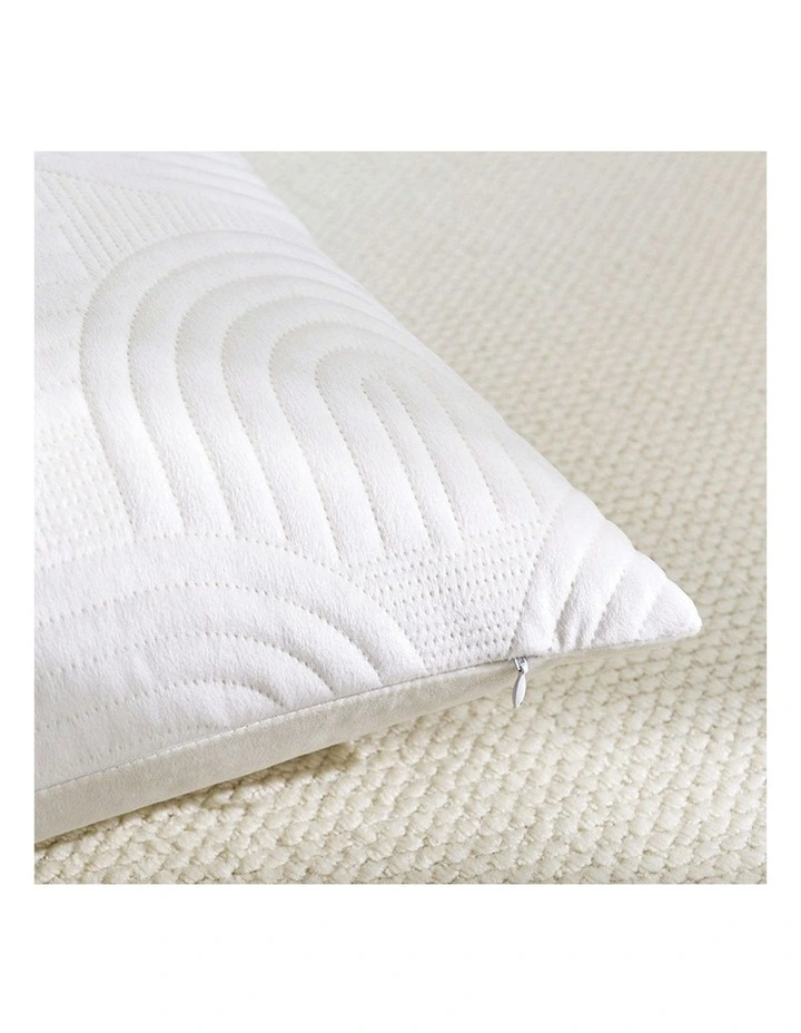 Textured Geometric Pattern Decorative Throw Pillow 30cm in White image 7