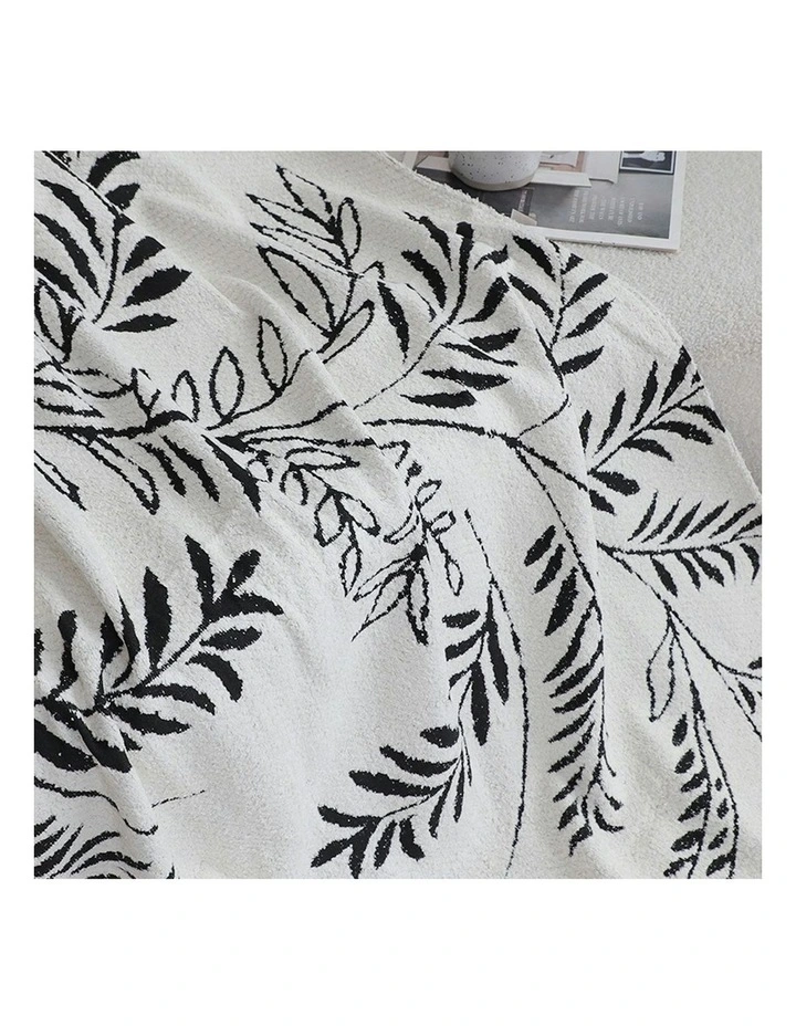 One-seater Leaf Print Polyester Sofa Cover 130x180cm in White image 7