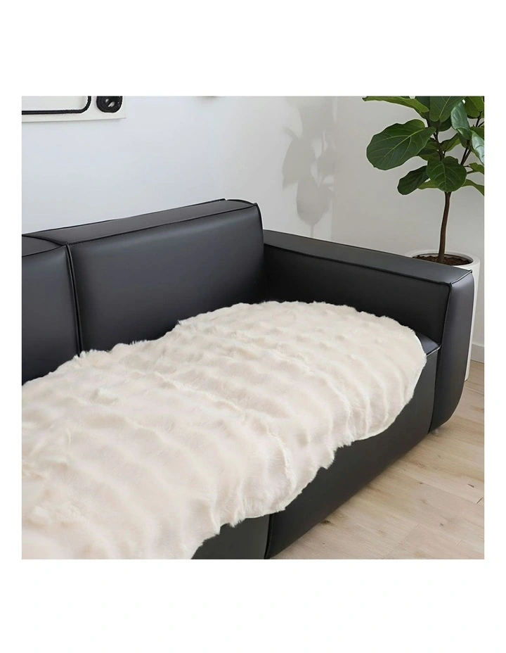 Two-seater Faux Fur Polyester Throw Blanket 90x160cm in Cream image 5
