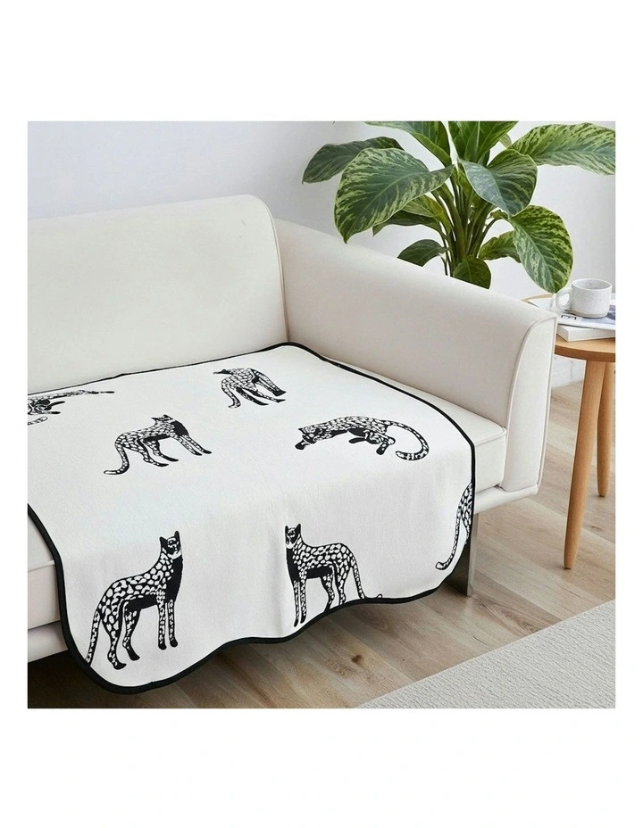 Leopard Print Throw Blanket Sofa Cover 90x90cm in White image 4