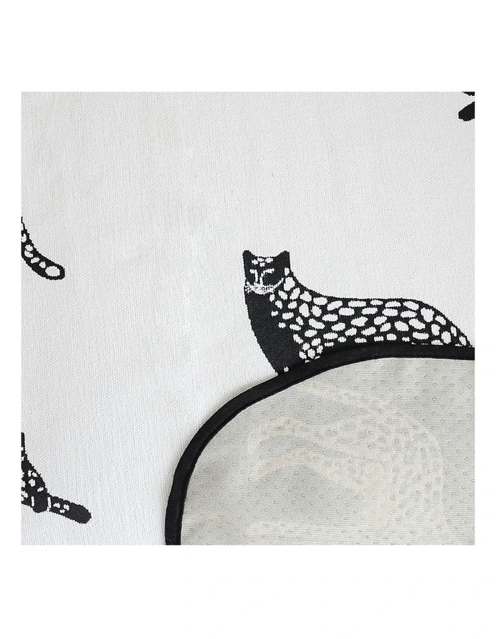 Leopard Print Throw Blanket Sofa Cover 90x90cm in White image 6