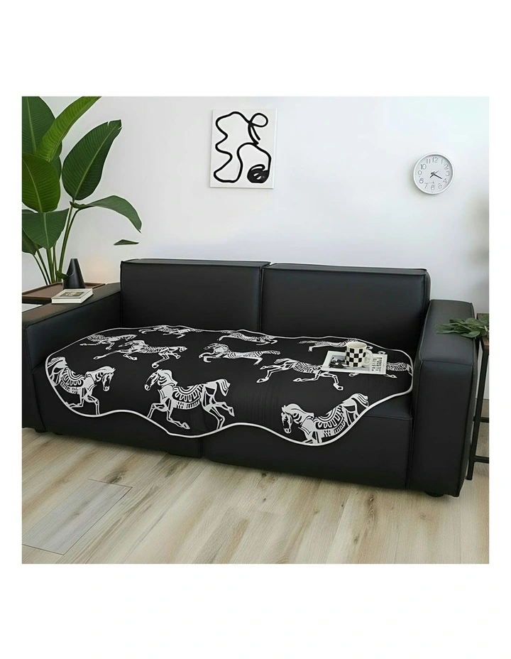 Two-Seater Horse Print Throw Blanket Sofa Cover 90x180cm in Black image 4