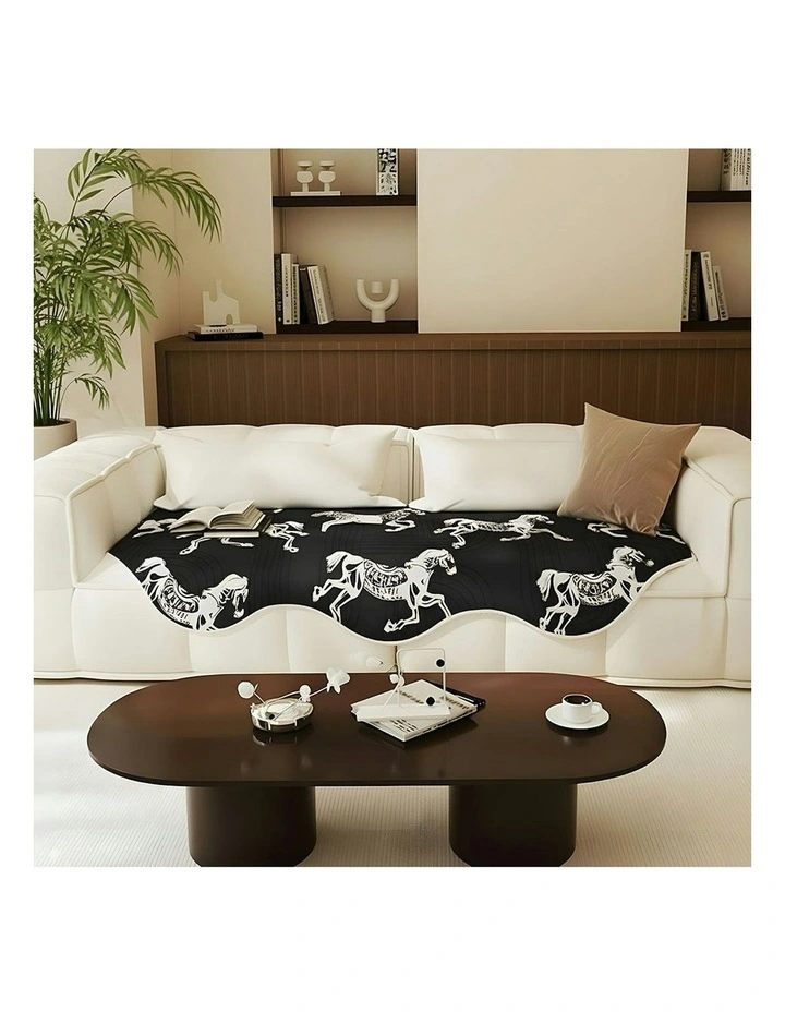 Four-Seater Horse Print Throw Blanket Sofa Cover 90x260cm in Black image 2