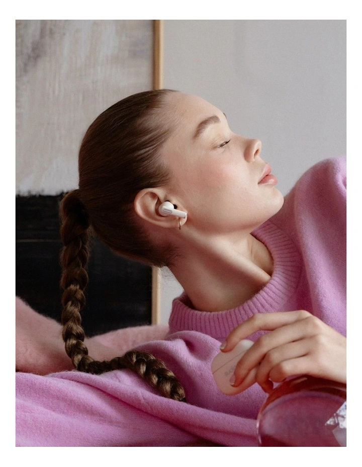 A1 Pro Active Noise Cancelling True Wireless Earbuds in White image 2