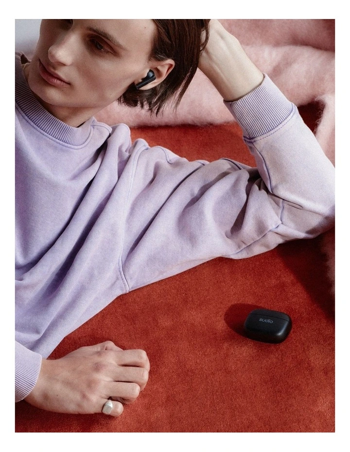 A1 Pro Active Noise Cancelling True Wireless Earbuds in Black image 6