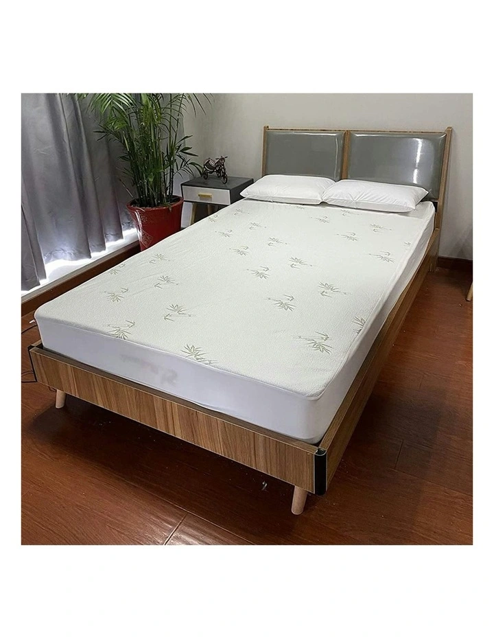 GOMINIMO Bamboo Jacquard Mattress Protector King In White MYER