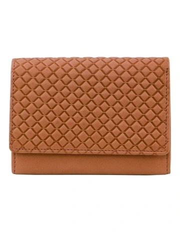 Tri-fold Diamond Pattern Emboss Leather Wallet in Apricot