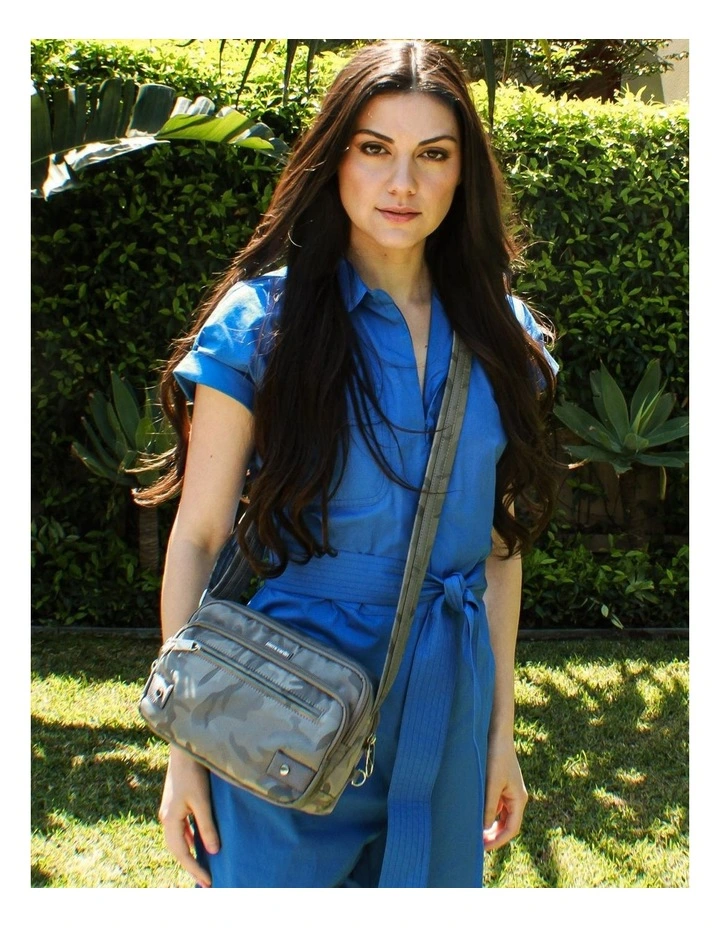 Anti-Theft Cross Body Bag in Grey-Camo image 2