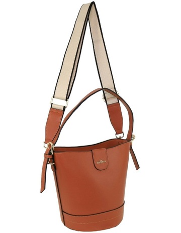 Tan colour