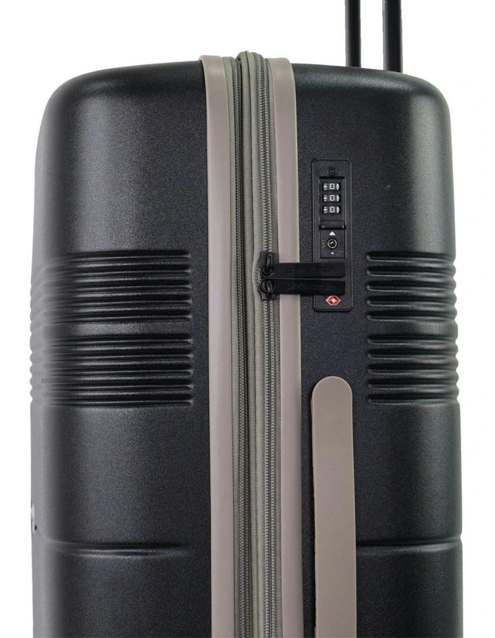 Impact Medium Hard Case 70cm in Black image 5