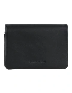 Ladies Leather Bi-Fold Wallet in Black